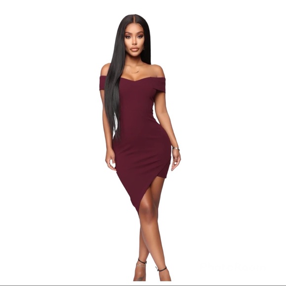 Off the shoulder Body con Midi dress NWOT - Picture 1 of 3